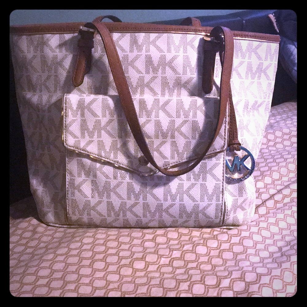 Michael Kors (authentic)